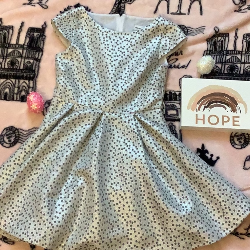 A beautiful Maria Casero dress!